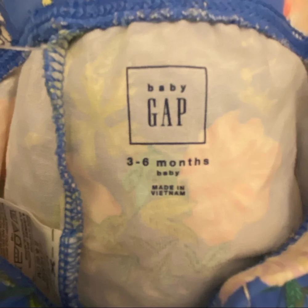 NWT Baby Gap Girls Floral Leggings Pants Size 3-6 months